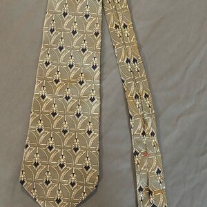 Louis Feraud vintage Elegant Patterned Tie in Olive and Navy